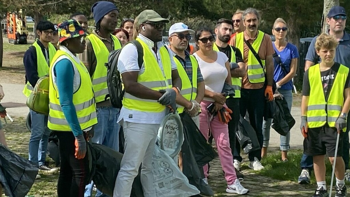 Volunteers from different countries participating in World Cleanup Da